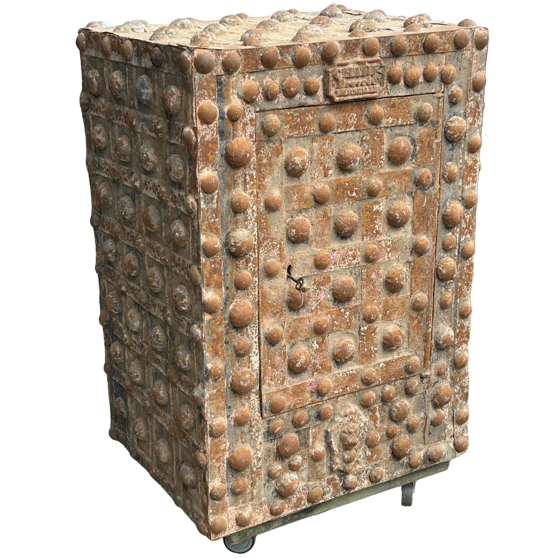 Studded safe, Maison Charf, Marseille